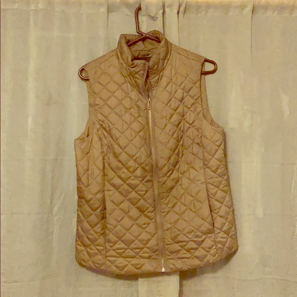 Banana republic darker tan, puffer  vest